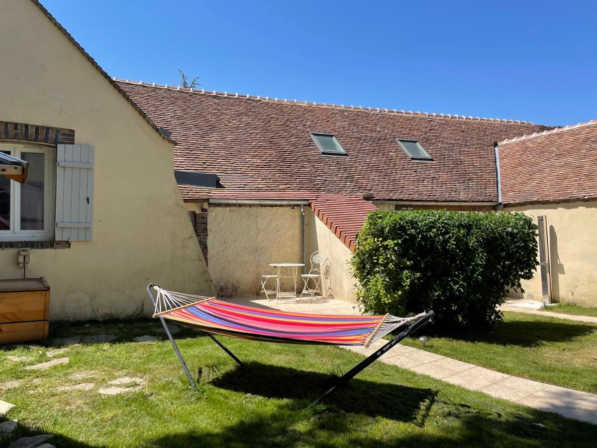 Villa Fontaine Avec Piscine Interieur Chauffee-Maison De Campagne Familiale -Ideal Vacances Ou Sejour Professionnel -3 Chambres-Bureau Separe -Lit Bebe - Parking Facile & Gratuit 외부 사진
